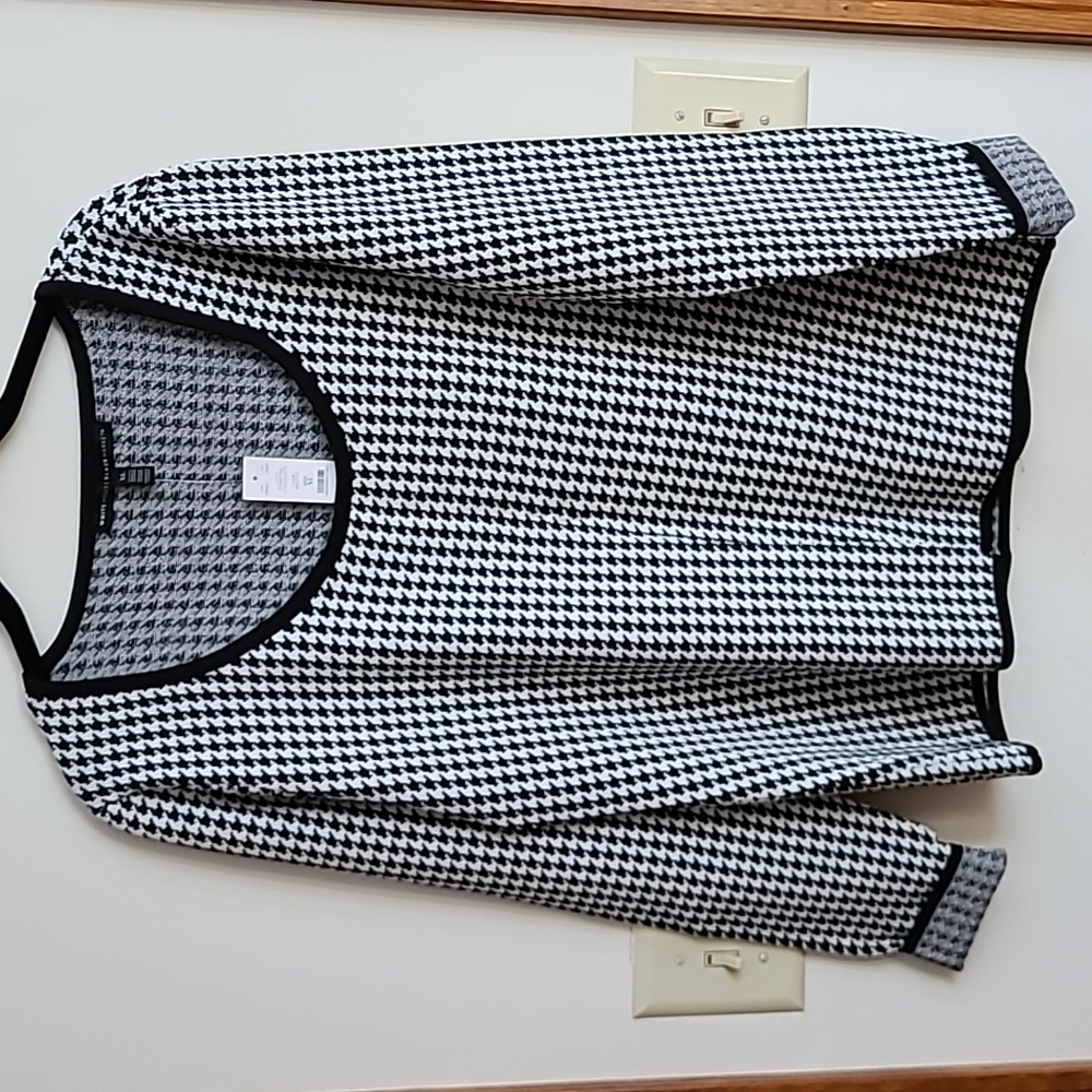 White House Black Market,  size XL ,houndstooth sweater